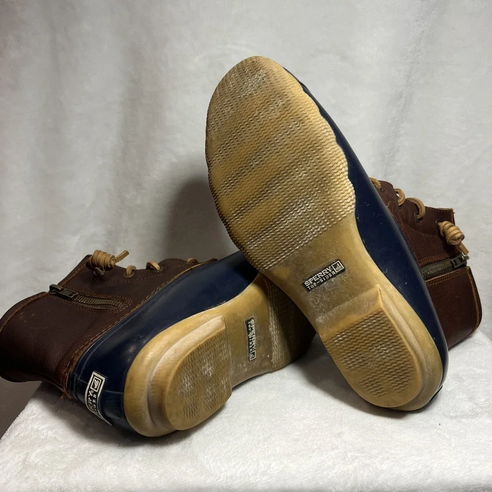 Sperry Top-Sider Saltwater Duck Boots Women's Size 8 Brown Navy Waterproof